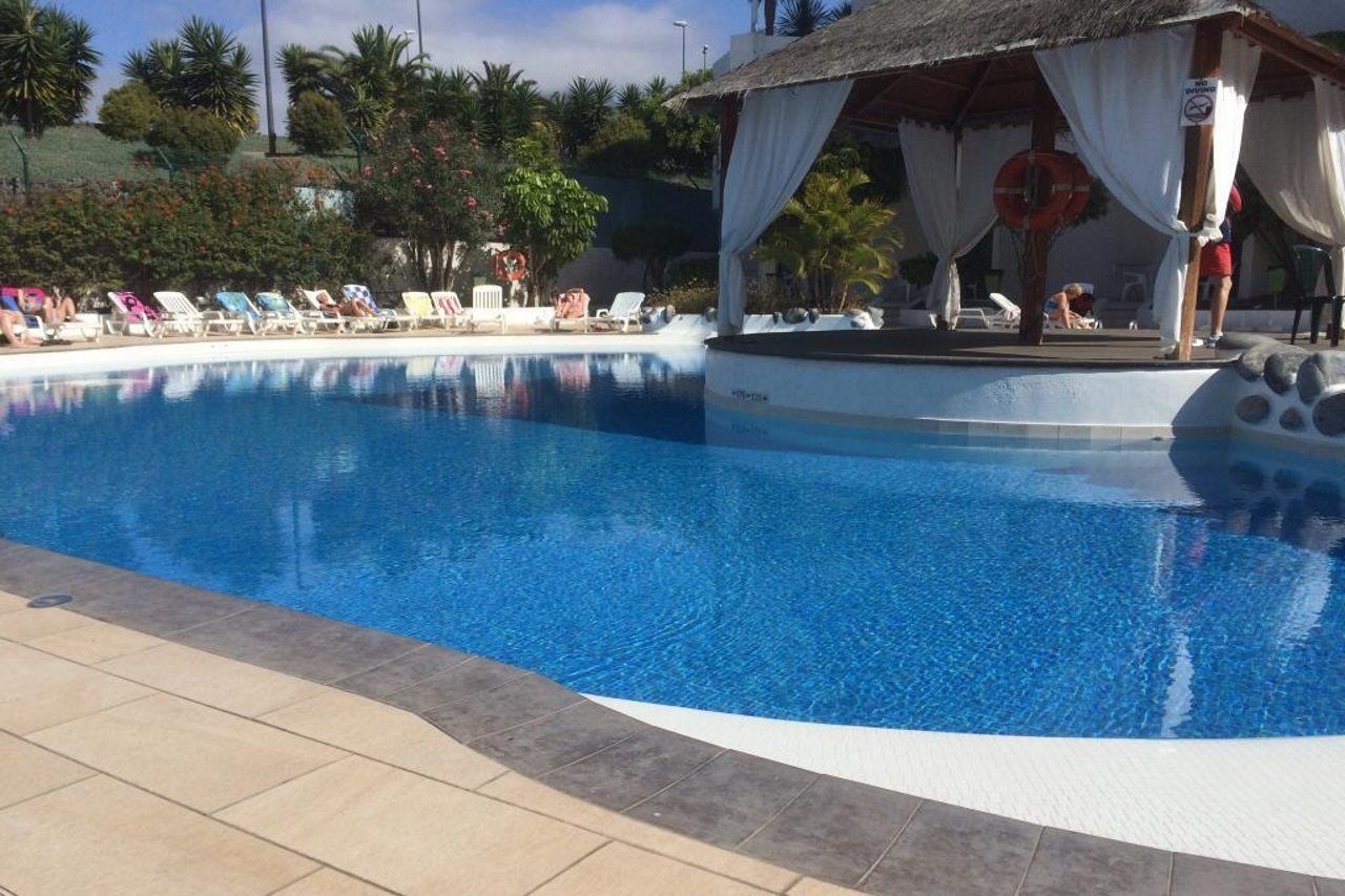 Aguamar Aparthotel Los Cristianos  Bagian luar foto